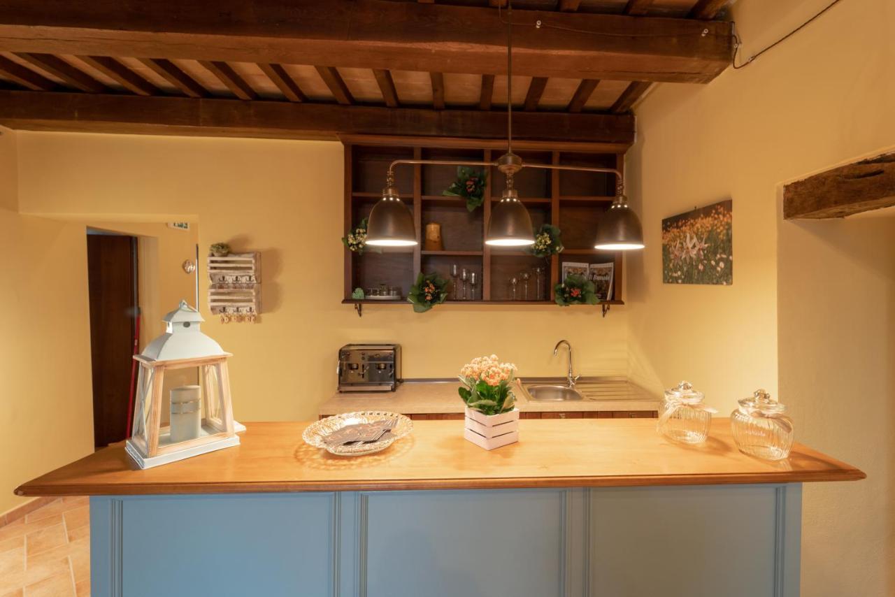 Albergo La Loggia Di San Martino Gualdo Tadino Extérieur photo