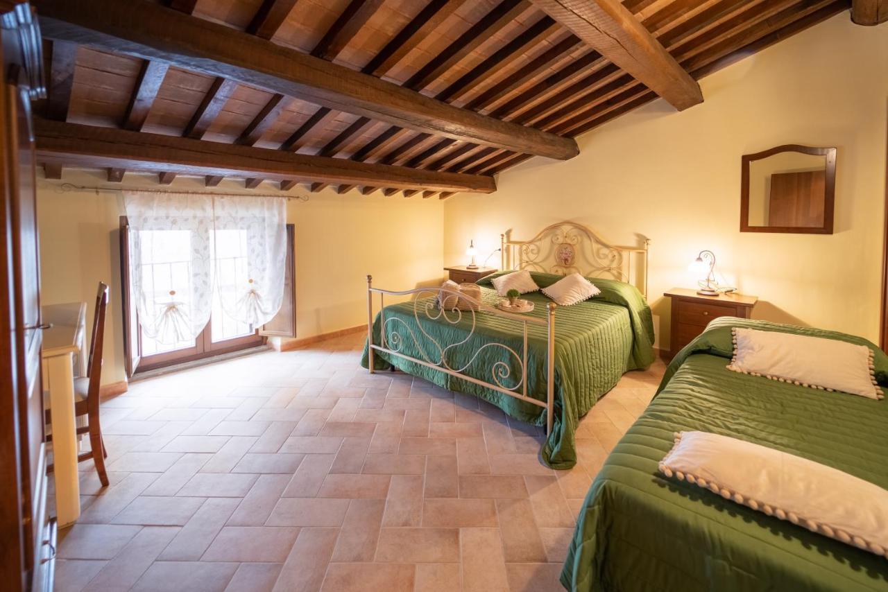 Albergo La Loggia Di San Martino Gualdo Tadino Extérieur photo